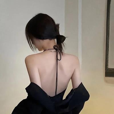 白色女孩粤语